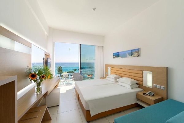 Vrissaki Beach Hotel (Protaras)